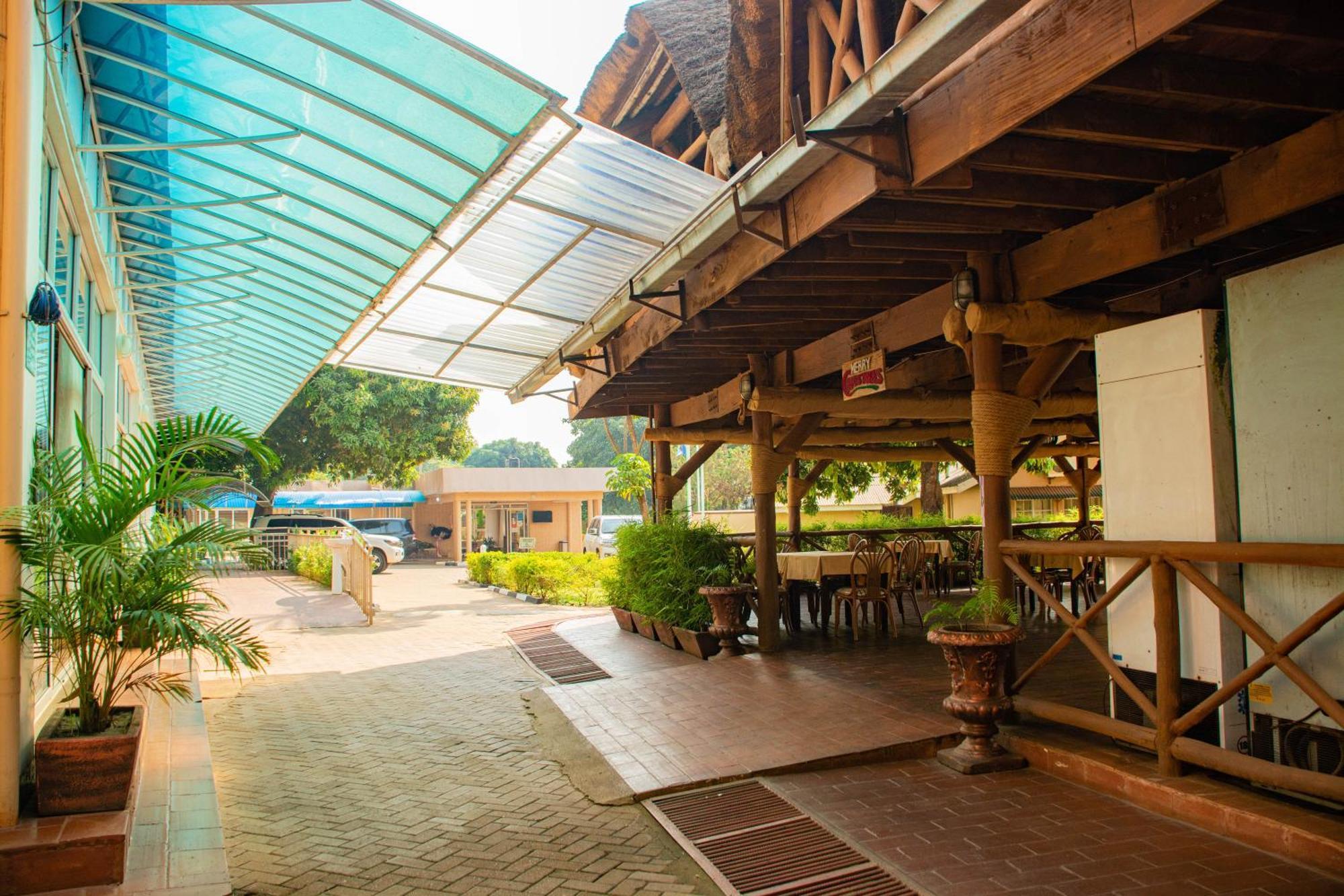 Bomah Hotel Limited Gulu Exterior foto